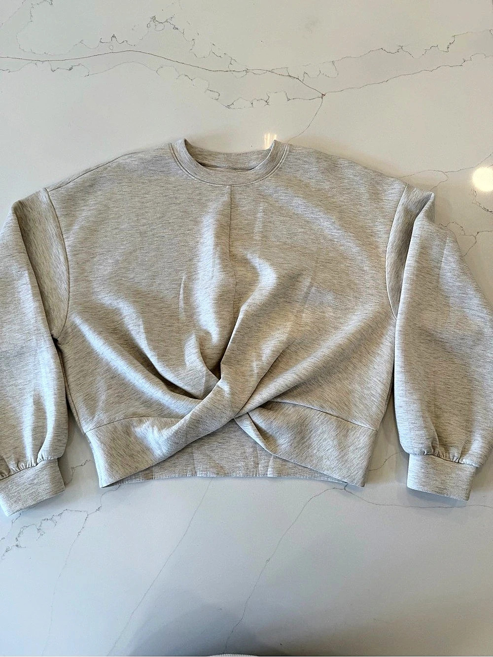 Old Navy Bounce Fleece Twist-Front Sweatshirt Twist-Front Cropped Sweatshirt